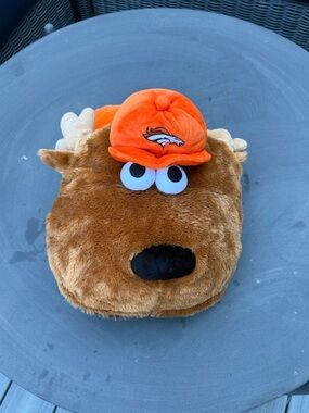 Plush Broncos Double foot slipper.